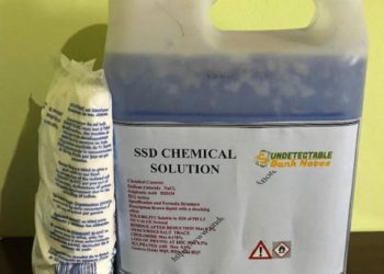 ssd solución química automática para la limpieza de notas