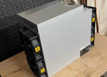 BITMAIN Antminer L9 17GHS 3360W LTC/DOGE Coin Miner + PSU